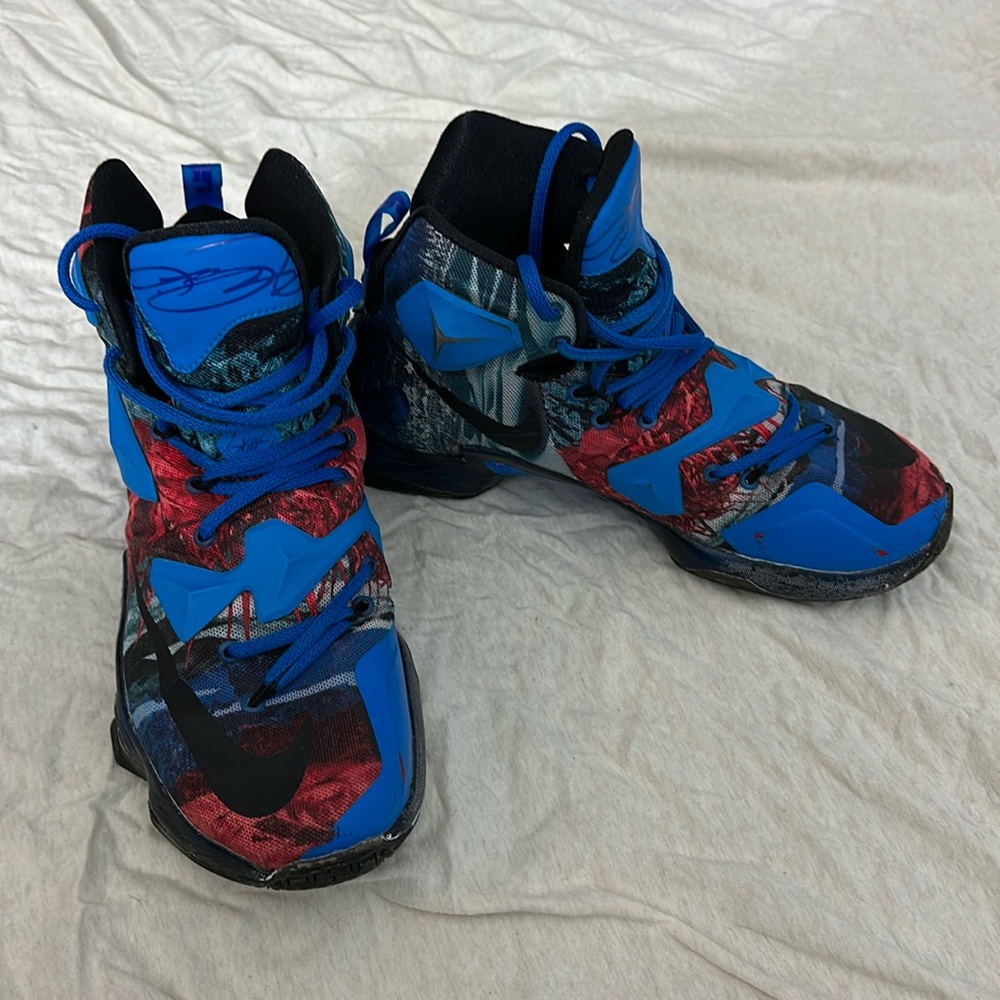 Nike LeBron XIII custom ID basketball sneakers men’s size 7